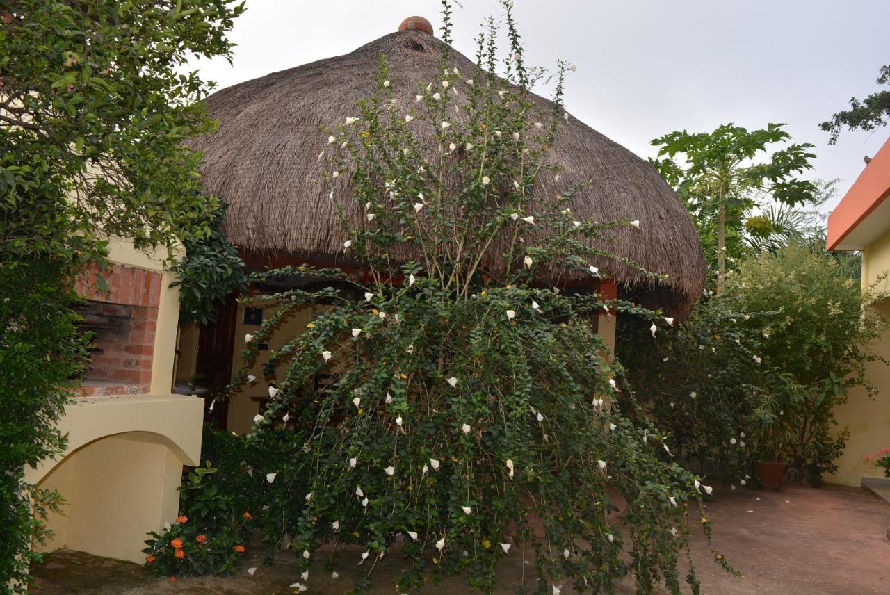 Chez Sabine Bed & Breakfast Abomey Luaran gambar